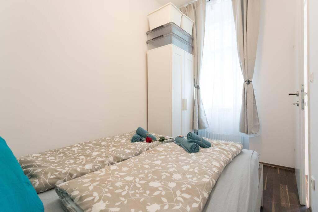 16 C&J'S Apartment Wien Eksteriør billede
